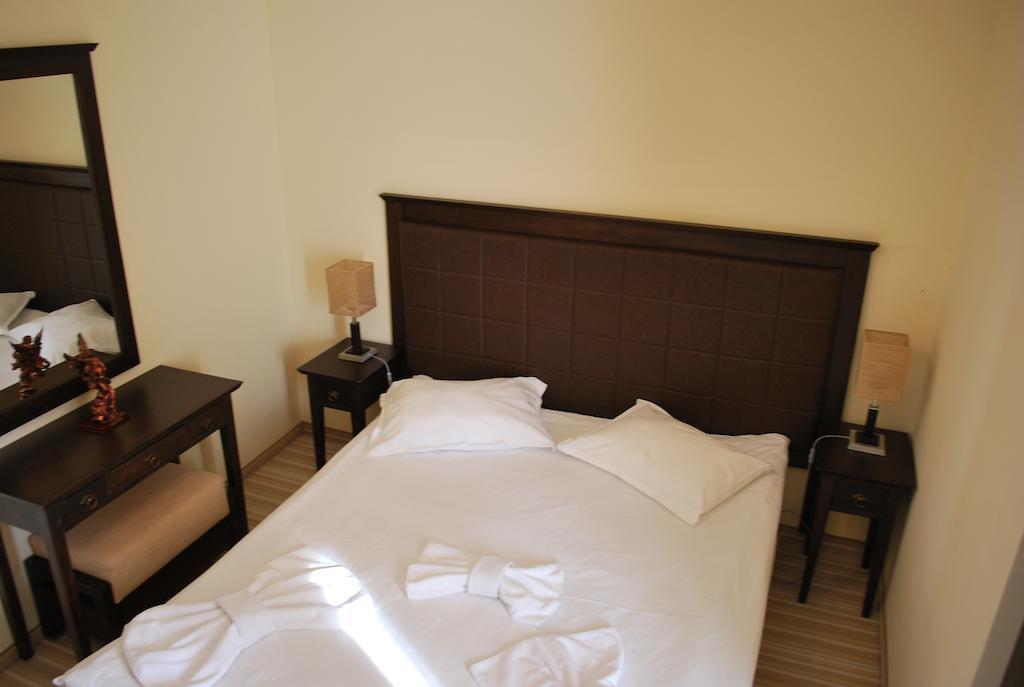 Spider House Aparthotel Пампорово Номер фото
